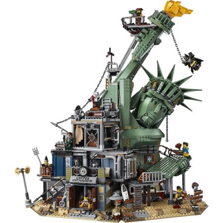 LionKing C8014 - Welcome to Apocalypseburg